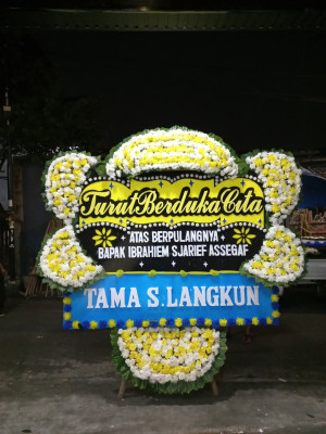 Papan Bunga Duka di Tegowanuh